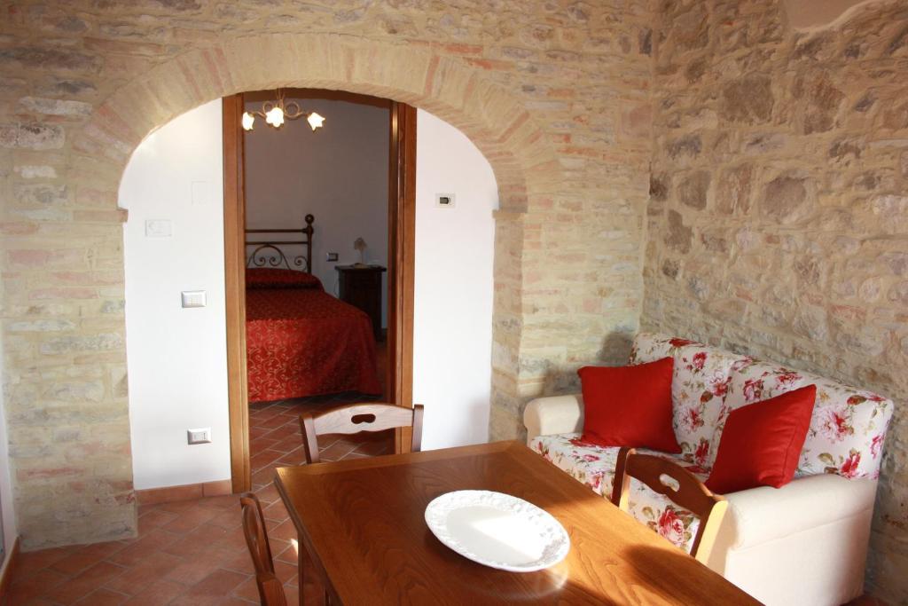 Casale Dei Dotti Guest House Colle Umberto  Room photo